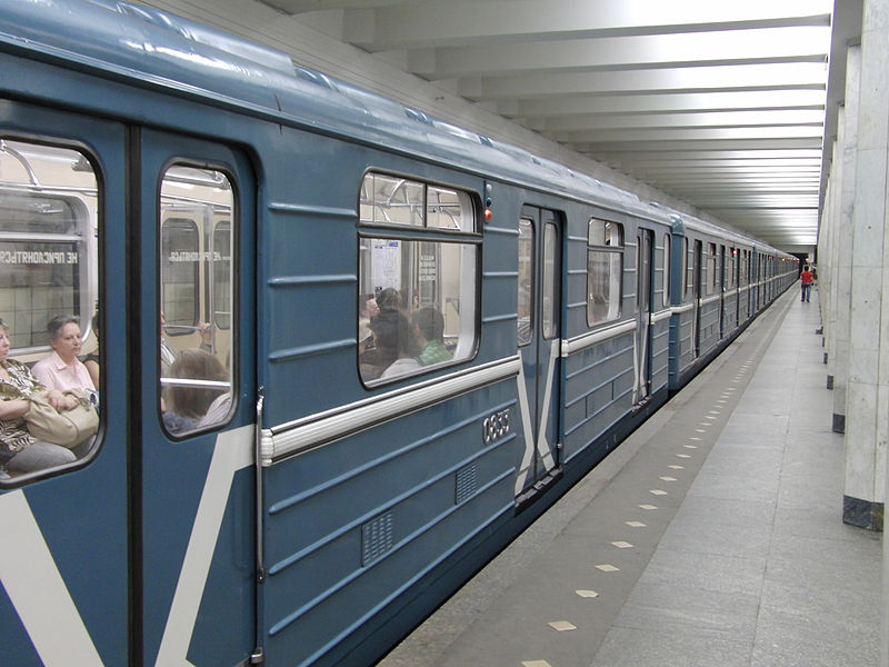  Завершилось строительство станций московского метро "Румянцево" и "Саларьево"