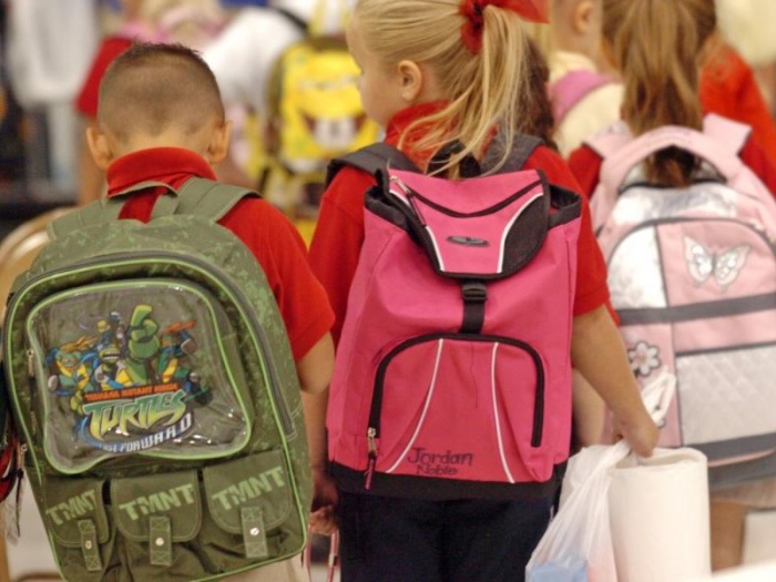 Какие требования безопасности предъявляются к рюкзаку и учебникам для школьников