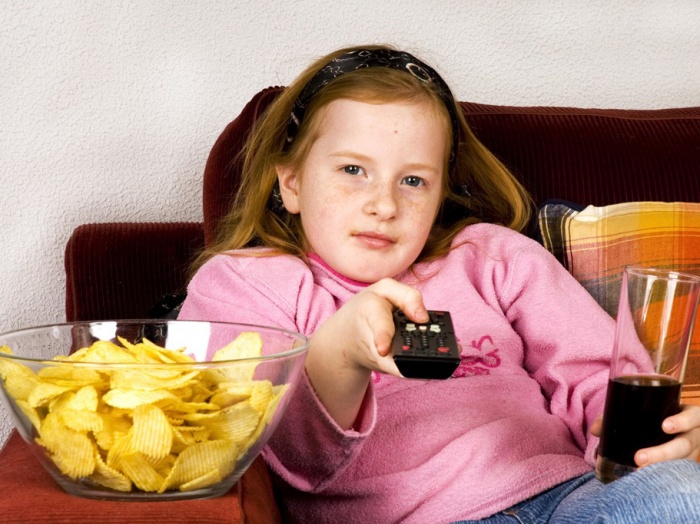 Телевидение вызывает ожирение у детей