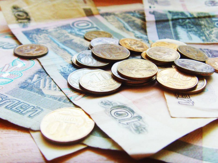 Минимальный размер оплаты труда в России с 2016 года будет увеличен до 6675 рублей