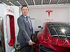Илон Маск провел тест-драйв нового электрокара Tesla Model 3