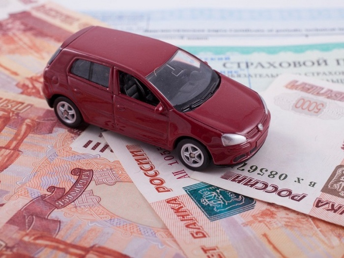 За указание ложных данных в полисе ОСАГО водителям придется компенсировать издержки страховщиков  