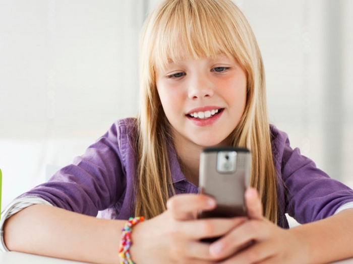 Научите ребенка правильно фотографировать на смартфон