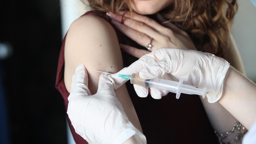 Уже свыше 700 тысяч москвичей сделали прививку против гриппа