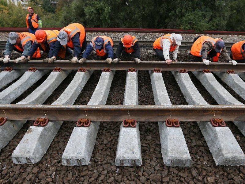 Железную дорогу в обход Украины подготовят к 6 августа