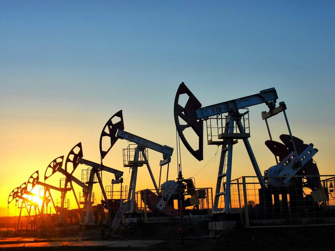 Новак: Россия готова прекратить добычу нефти после договоренности со странами ОПЕК