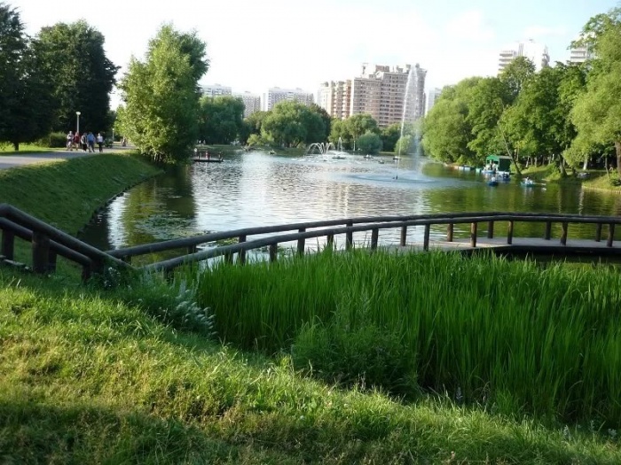 В Москве благоустроят восемь крупных парков