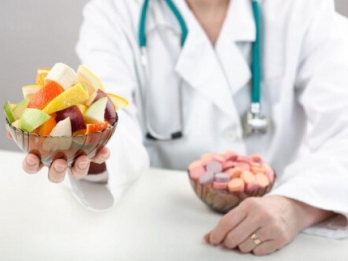 Что важнее в лечебном питании: атибиотики или витамины? 