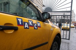 В московских такси пассажир может оплатить поездку кредитной картой