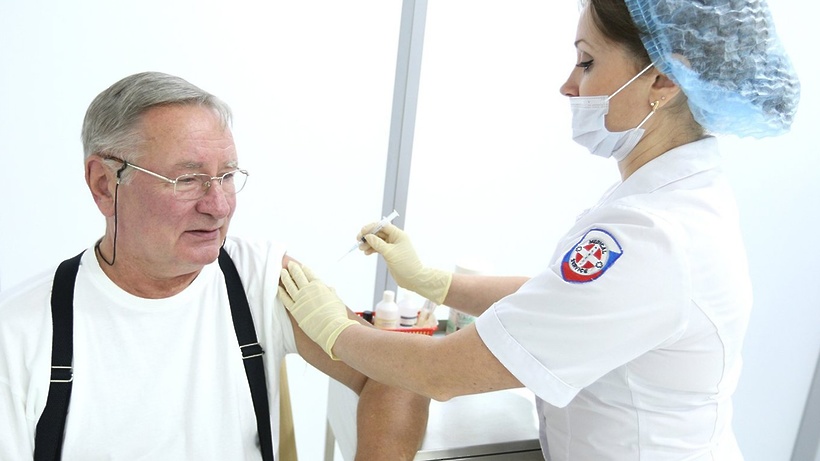 Вакцинация от гриппа стартует в Москве во вторник