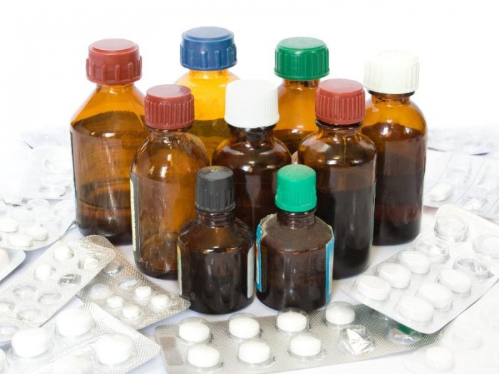 Минздрав примет меры по борьбе с «аптечными алкоголиками»