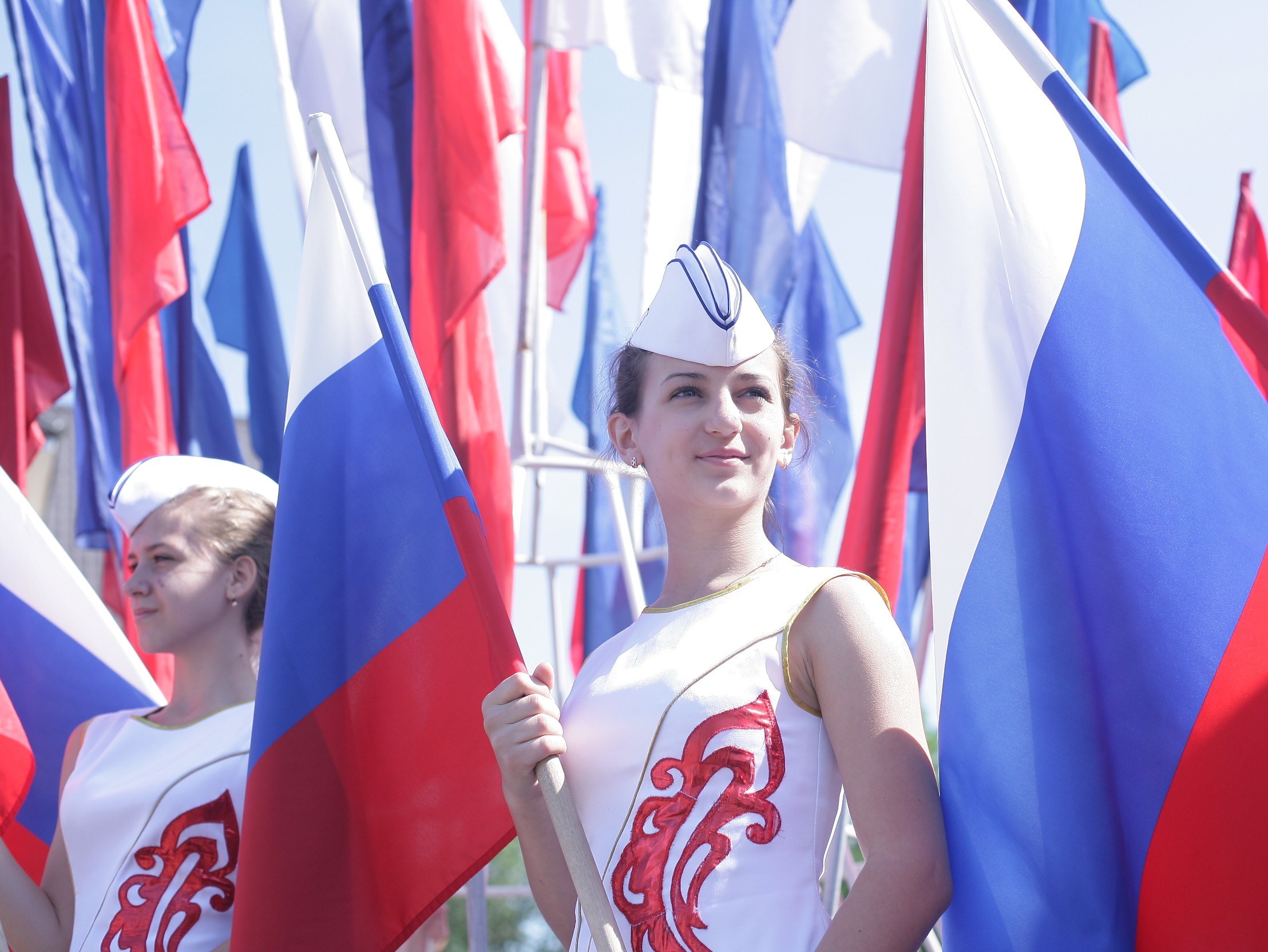В день России Москву украсят флагами и праздничными композициями