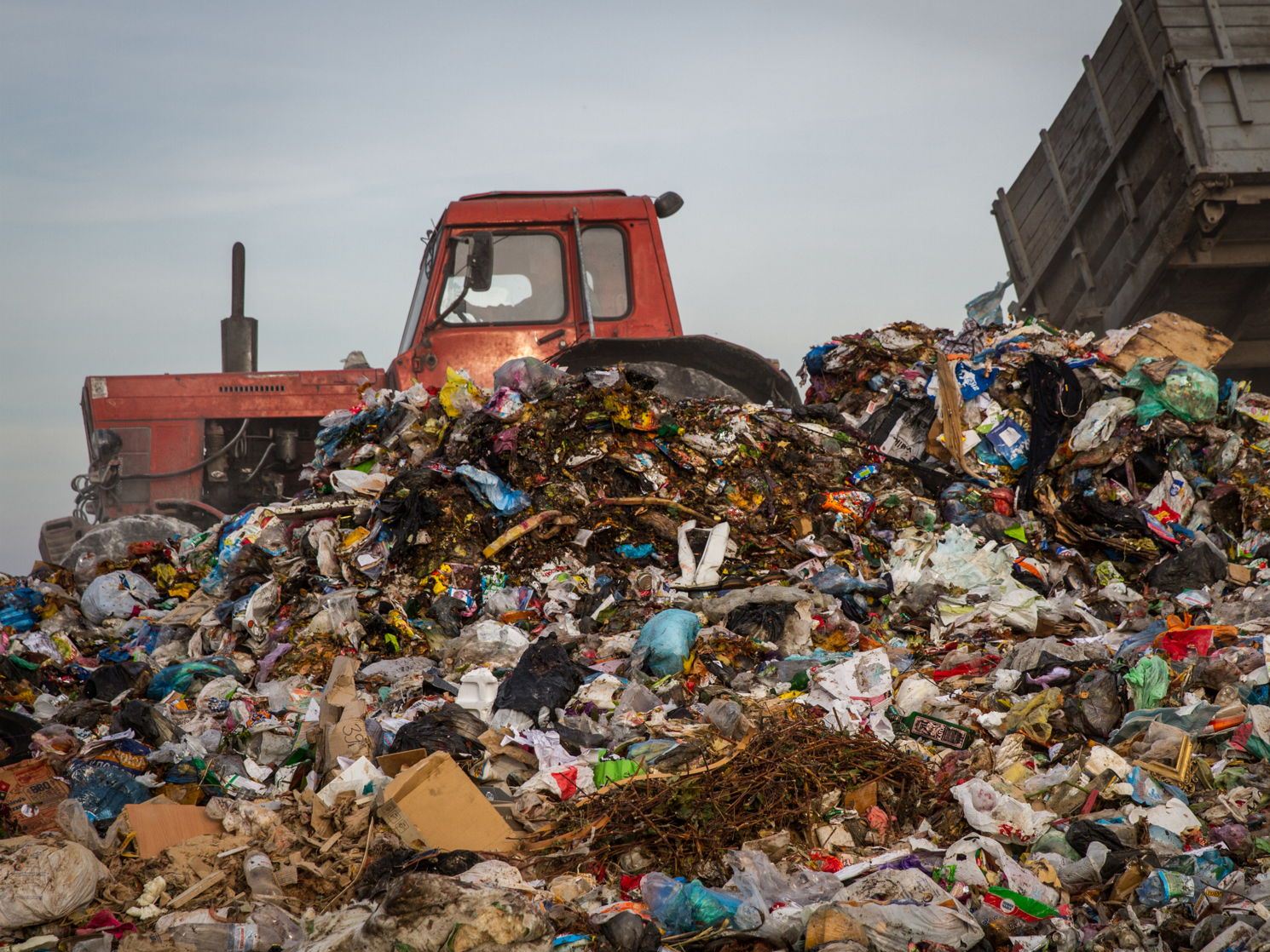«Чистая страна» спасет регионы от мусора