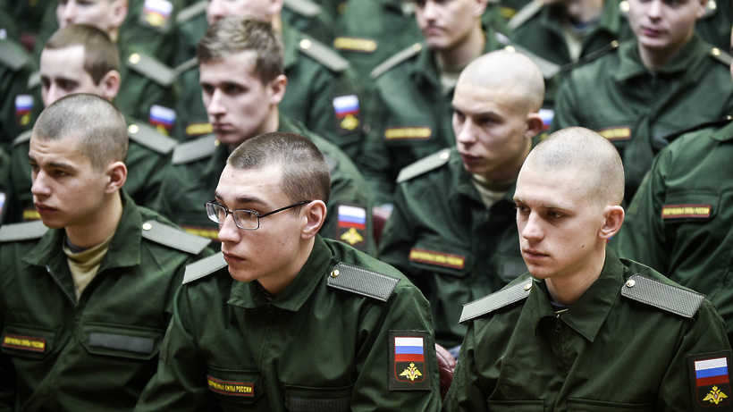 В России могут отменить обязательный призыв на военную службу