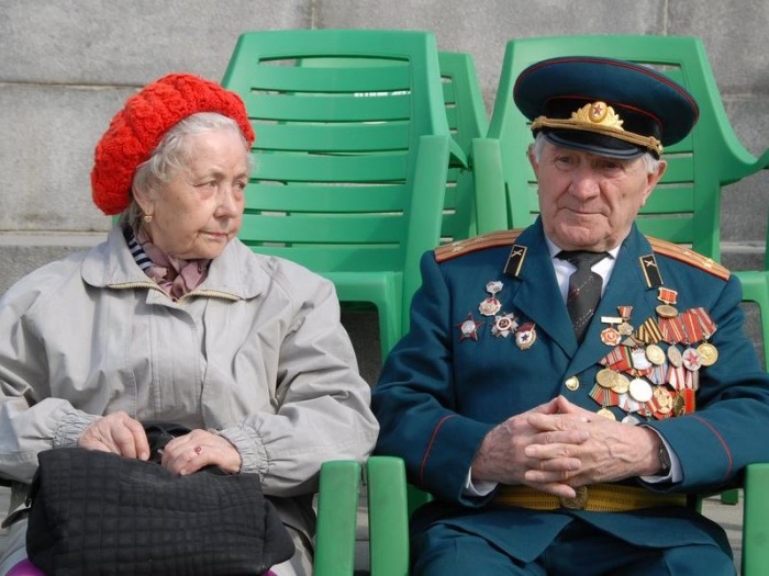 С 1 мая 2019 года ветеранам войны повысят пенсии на 9,5 тыс.руб.