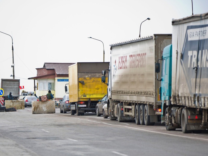 Россия и Украина договорились о транзитных перевозках грузовиков