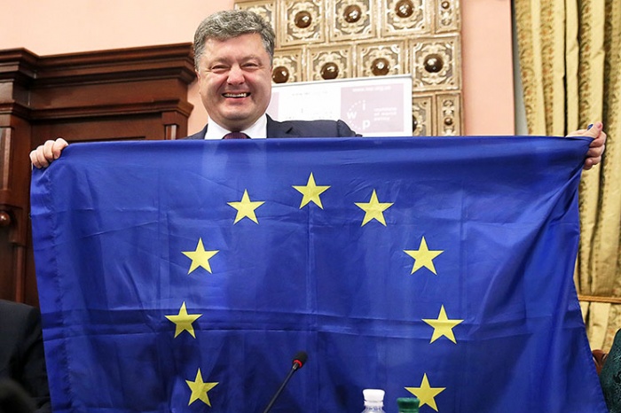 Украина подписала часть соглашения об ассоциации с ЕС