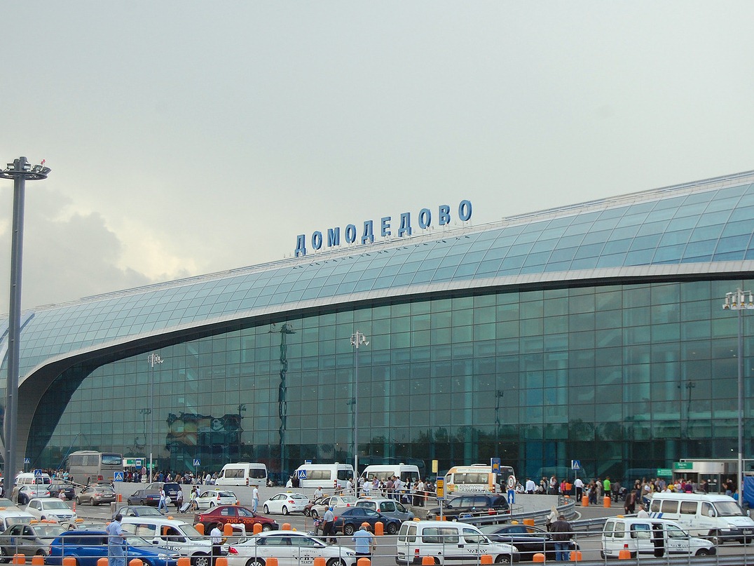 Домодедово назвали самым дешевым аэропортом Москвы