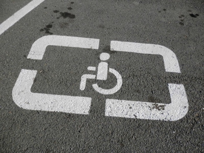Парковка будет одинаково действовать для инвалидов всех категорий