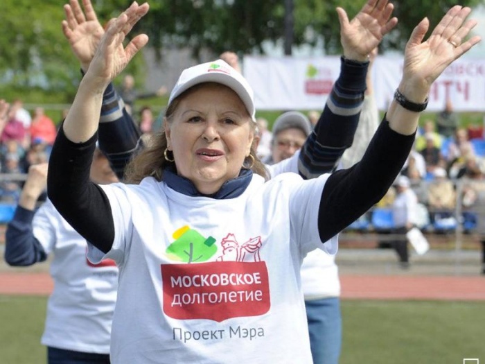 Активный отдых по программе «Московское долголетие»: где для пожилых организуют занятия по душе