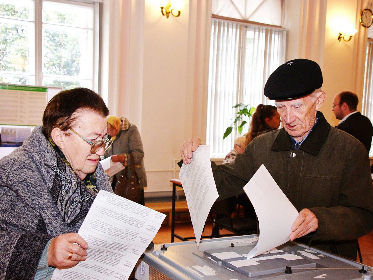 Депутаты хотят отменить досрочное голосование на выборах в Госдуму 