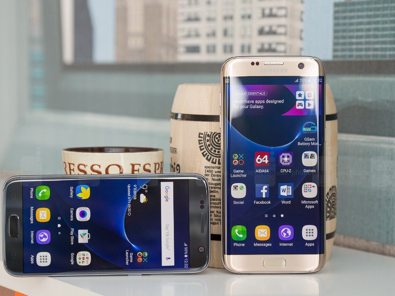 Samsung предлагает обменять iPhone на новый Galaxy с доплатой