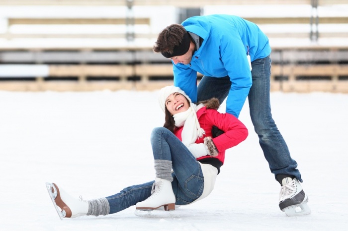 Как обезопасить себя от травм, катаясь на коньках?