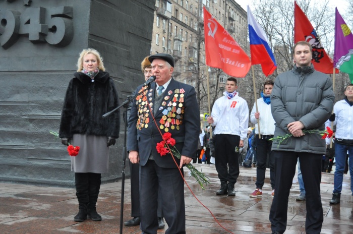 Ветеранам войны и участникам битвы под Москвой увеличили ежегодную выплату до 10 тысяч рублей