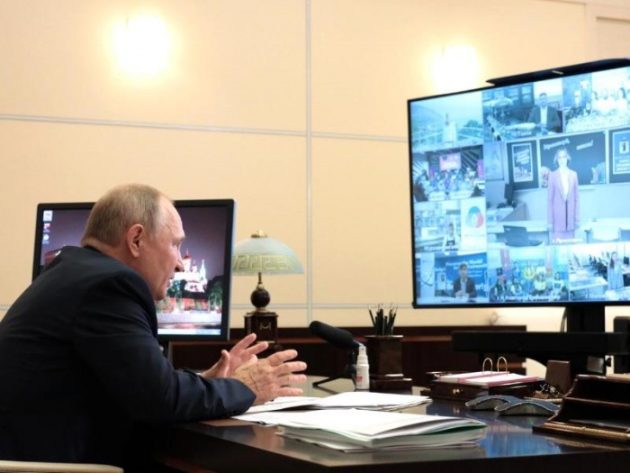 Путин рассказал о новом формате конкурса «Учитель года»