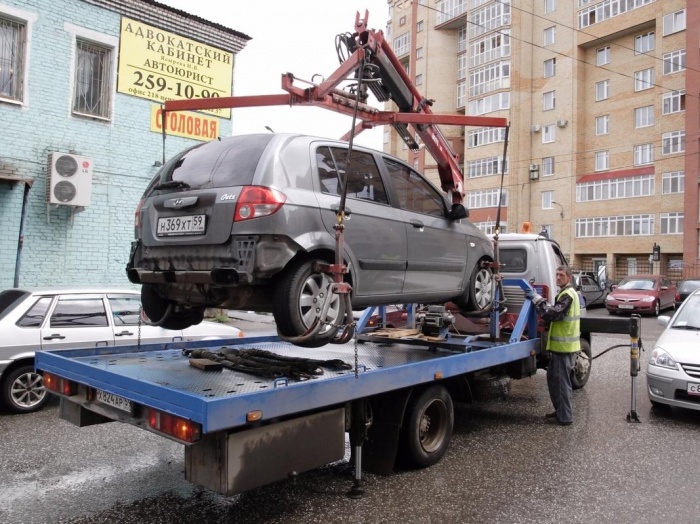 Как приставы забирают автомобиль