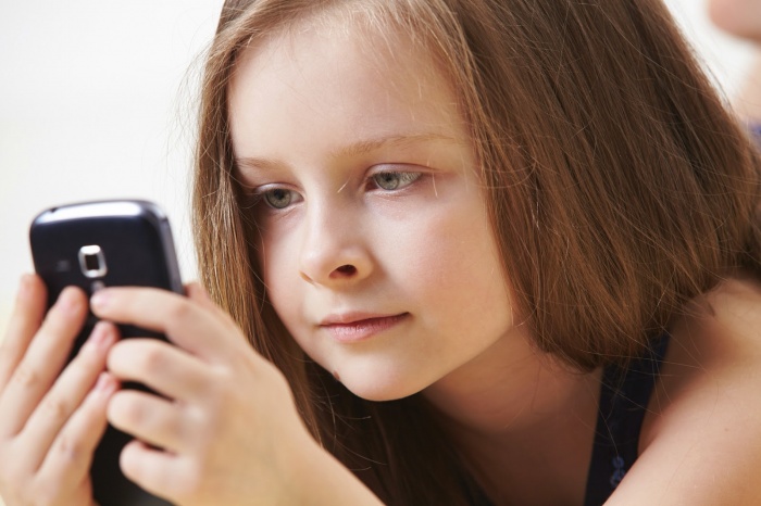 Использование мобильных телефонов детьми ведет к снижению иммунитета