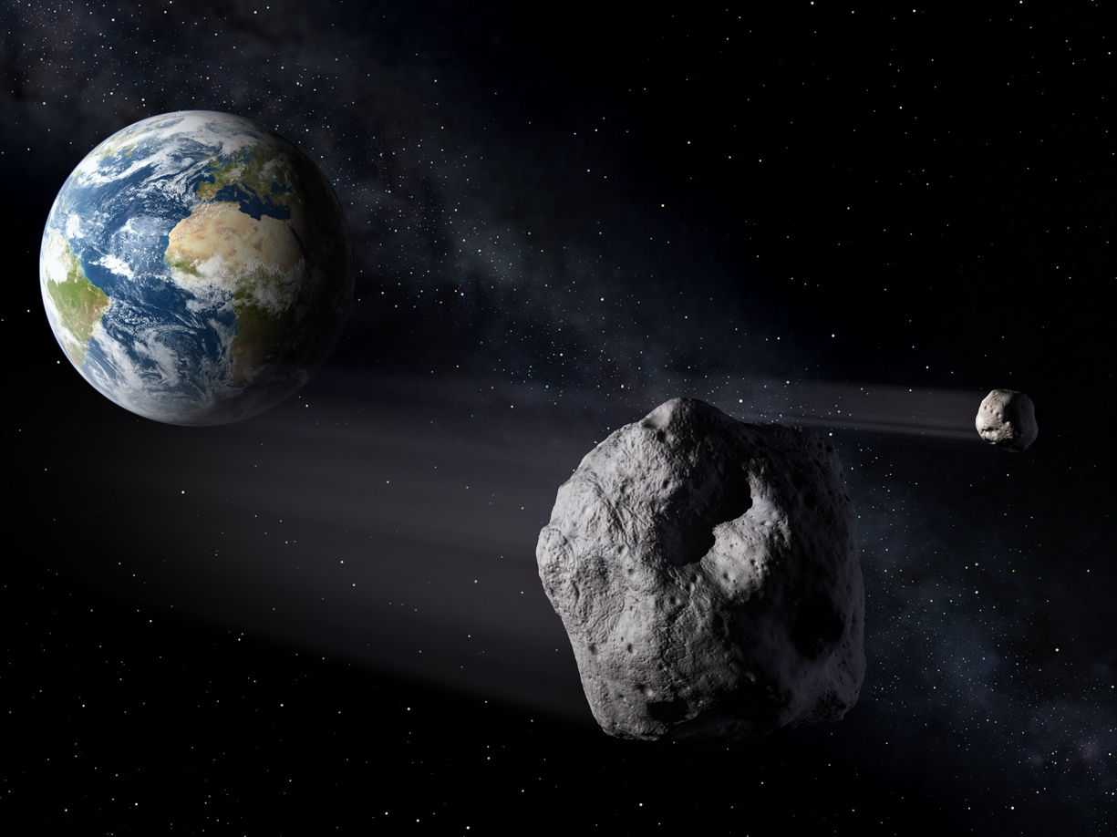 Сегодня на расстоянии четверти астрономической единицы от Земли пролетит гигантский астероид Таутатис