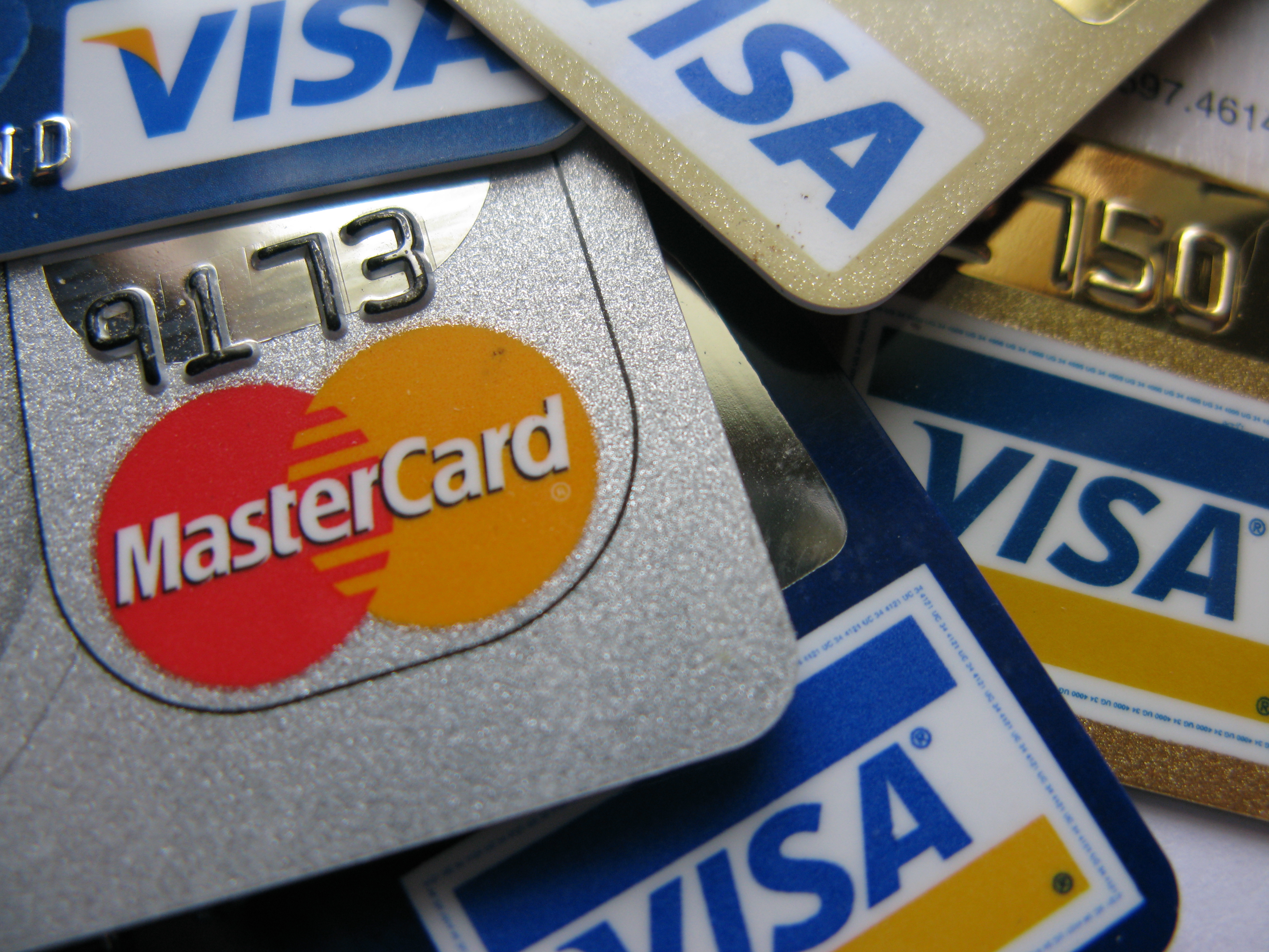 Visa и MasterCard запускают в России новую технологию бесконтактных платежей 