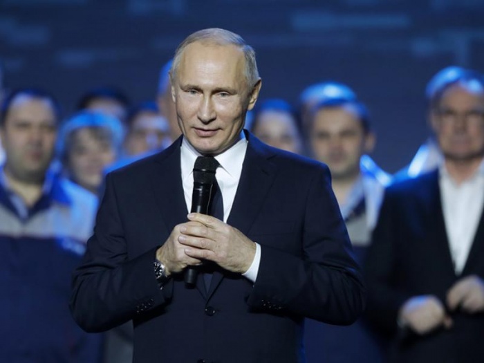 Владимир Путин объявил о выдвижении кандидатом в президенты на выборах 2018 года