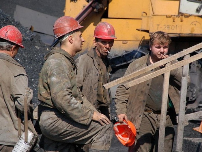Пенсии членов летных экипажей и работников угольной промышленности проиндексируют на 7,3%