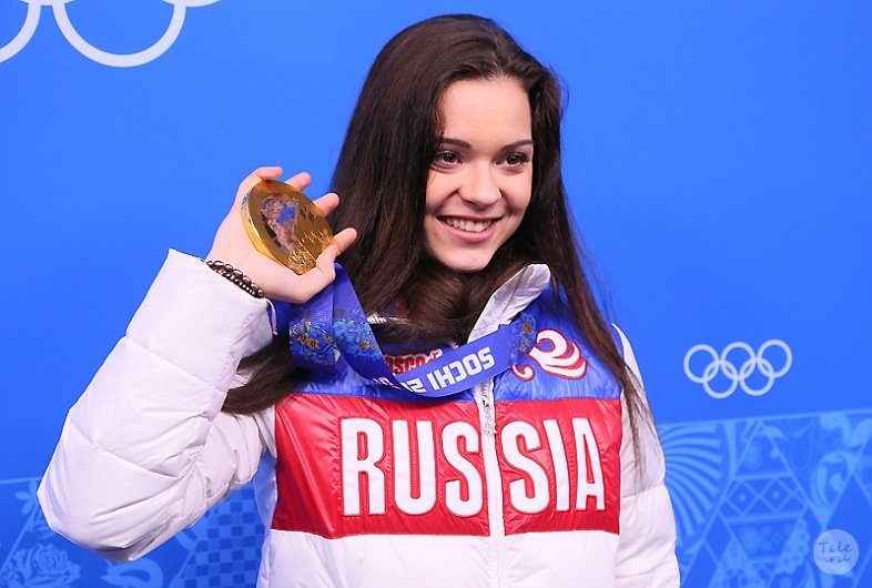 Золотая медаль в фигурном катании на Олимпиаде в Сочи 2014 у Аделины Сотниковой