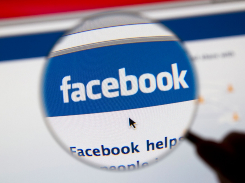 Facebook запускает новую социальную сеть для бизнеса