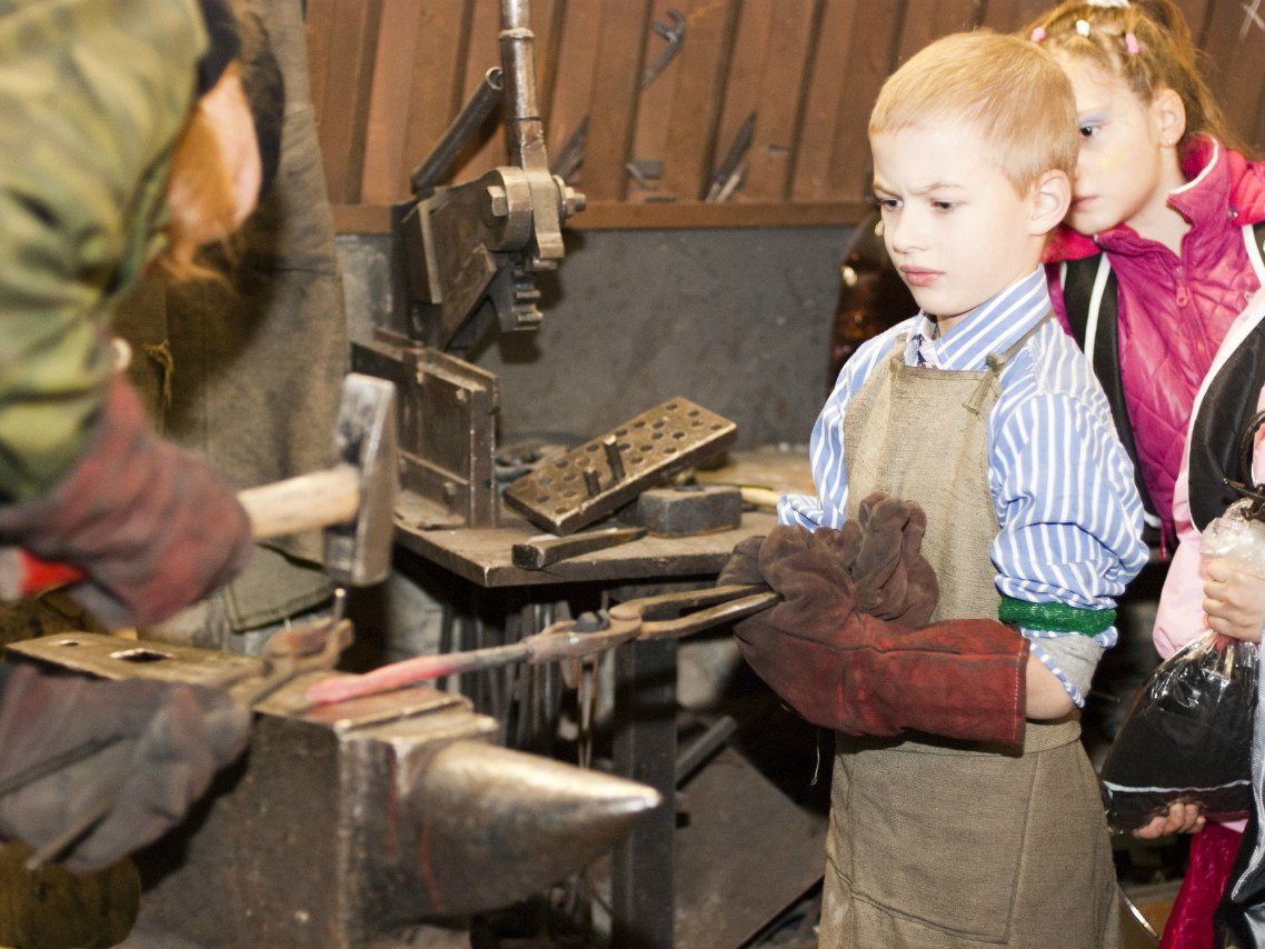В Москве открыли Музей невоспитанных детей