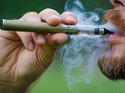 Парламентарии предлагают ограничить продажу электронных сигарет