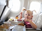 Авиакомпаниям могут запретить рассаживать отдельно детей и родителей
